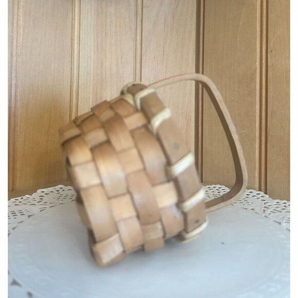 Vintage Handwoven Small Oak Splint Wooden Basket Handle Rustic Decor - Picture 4 of 8